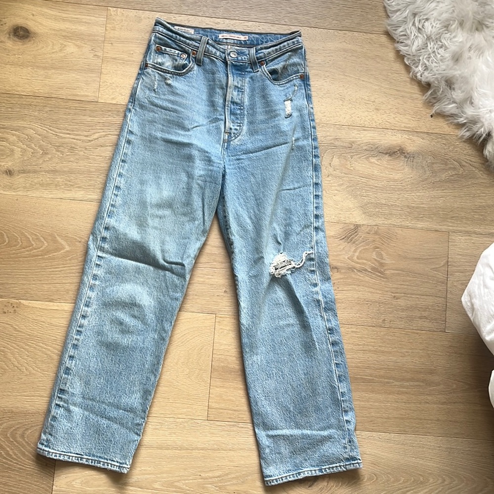 Levi’s Ribcage Straight Ankle Jean